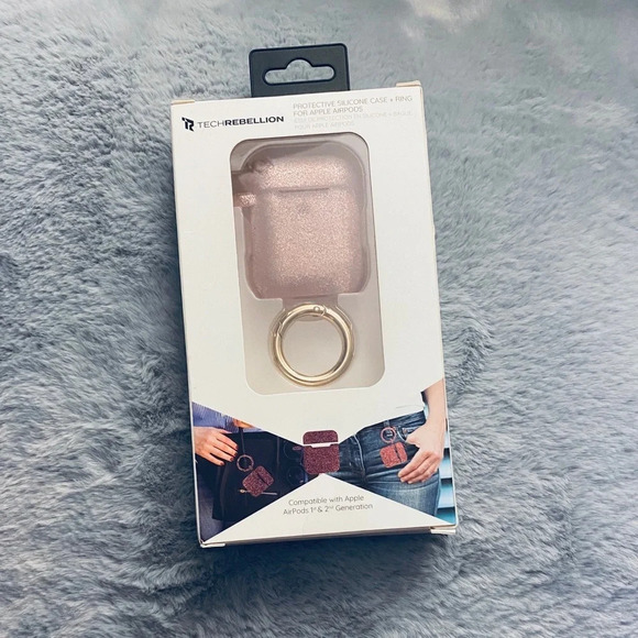 Tech Rebellion Apple Airpods Silicone Protective Case & Ring - Picture 1 of 6